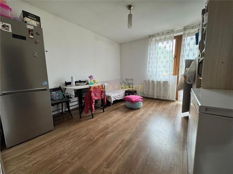 [ Drumul Fermei 3 camere cu Gradina ]