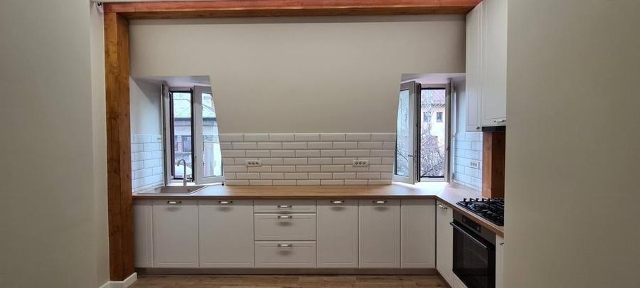 Apartament 4 Camere | Bd Dacia | Centrala proprie | AC | Loc parcare