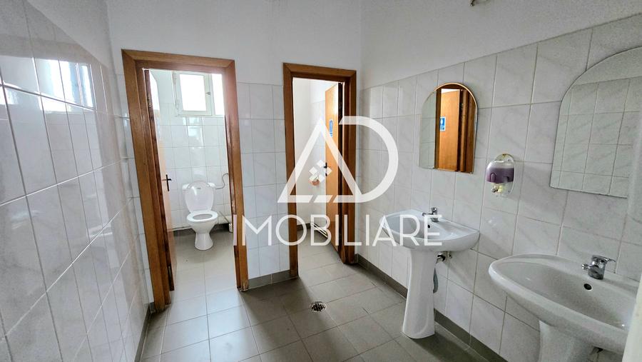 Spațiu comercial/birouri de închiriat – 160 mp în centrul orașului