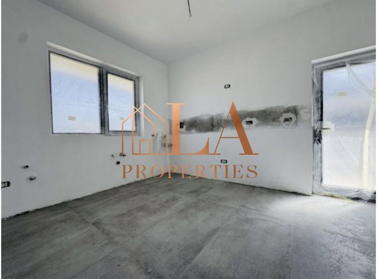 Casa 4 camere | Teren 479mp | Panouri fotovoltaice | Domnesti