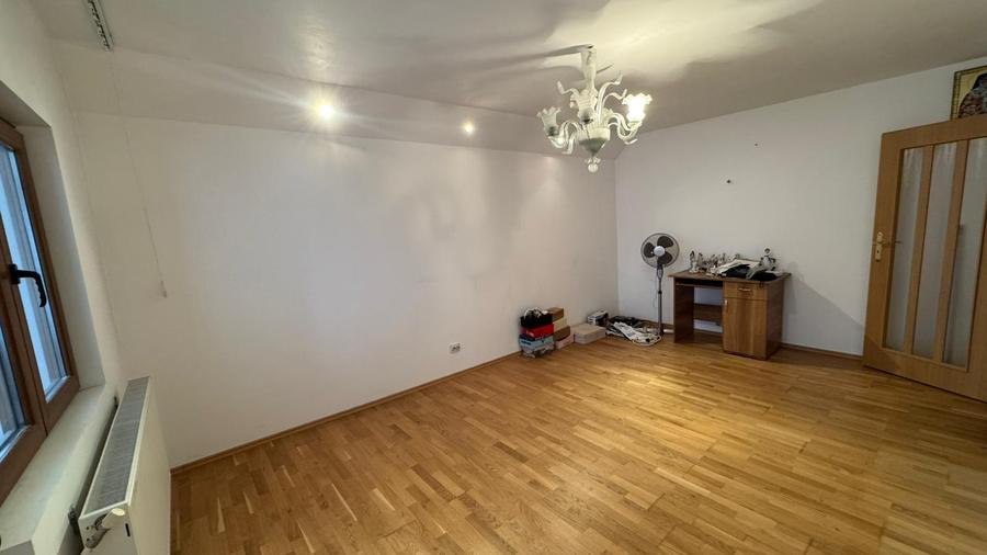 Miorita PTTR 2 camere decomandat spatios