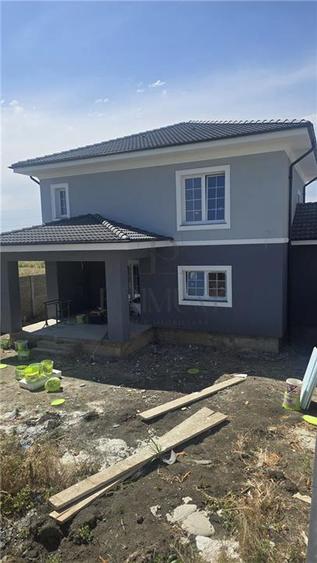 Duplex PREMIUM detasat prin camera tehnica - ZONA TOP - Asfalt si intimitate t