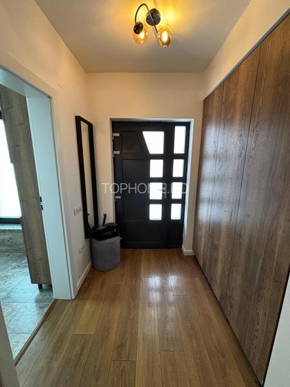 1070 Euro mp-Particular -Cartierul nou- Miorita - 240 mp utili- 257.000 euro - 35