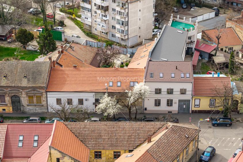 Casa pretabila pentru diferite activati, situata in zona Centrala - 25