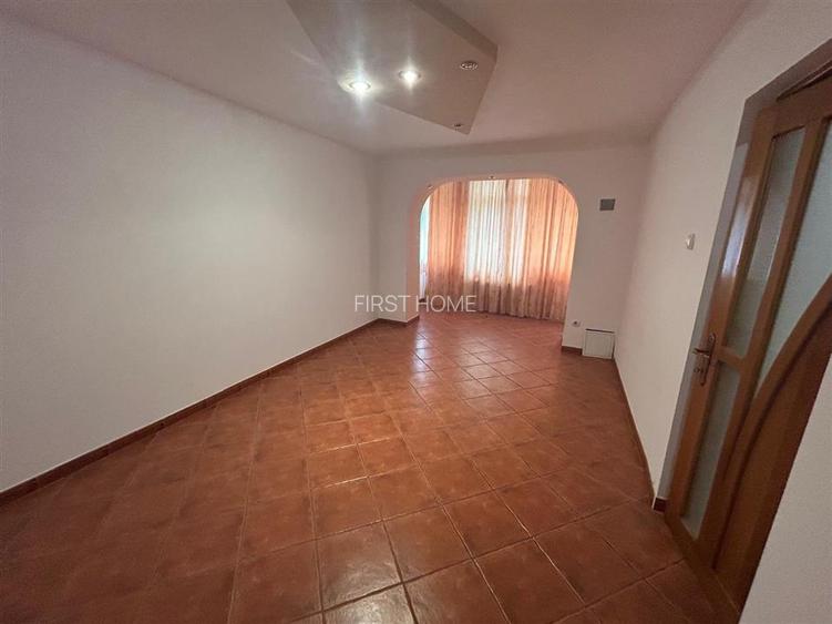 Apartament cu 2 camere de vanzare, zona centrala (Capela) - 5
