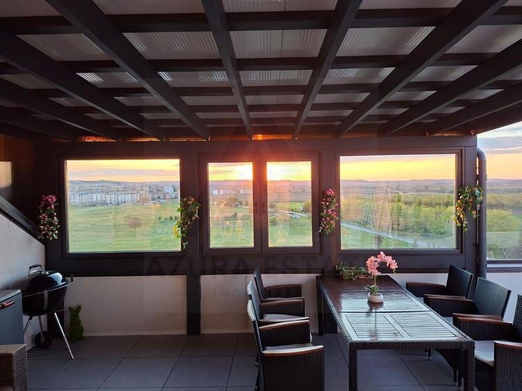 Penthouse cu terasa generoasa 53 mp prima inchiriere Calea Surii Mici