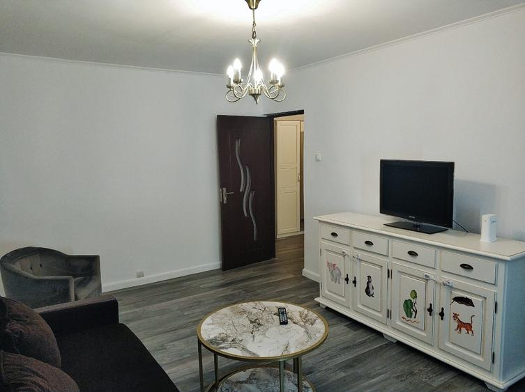 Tomis Nord - Zona Ciresica - Apartament elegant, cu centrala cu gaz si garaj