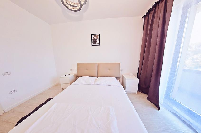 Apartament 3 camere Mamaia CENTRU(AXI46)