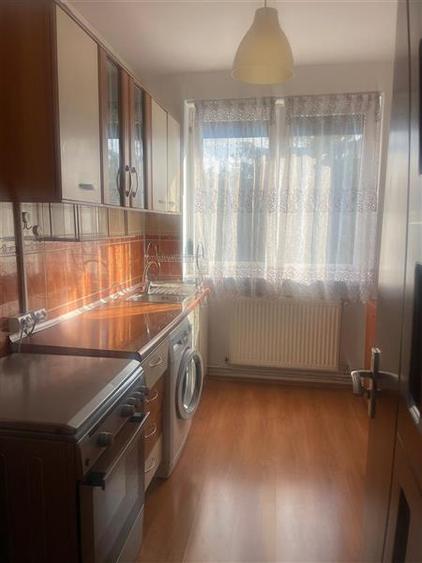 Apartamente 2 camere, zona Astra
