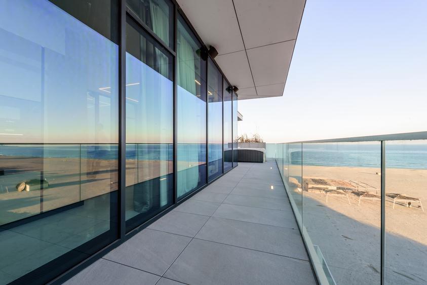 Penthouse cu 4 camere de vanzare în One Mamaia Nord