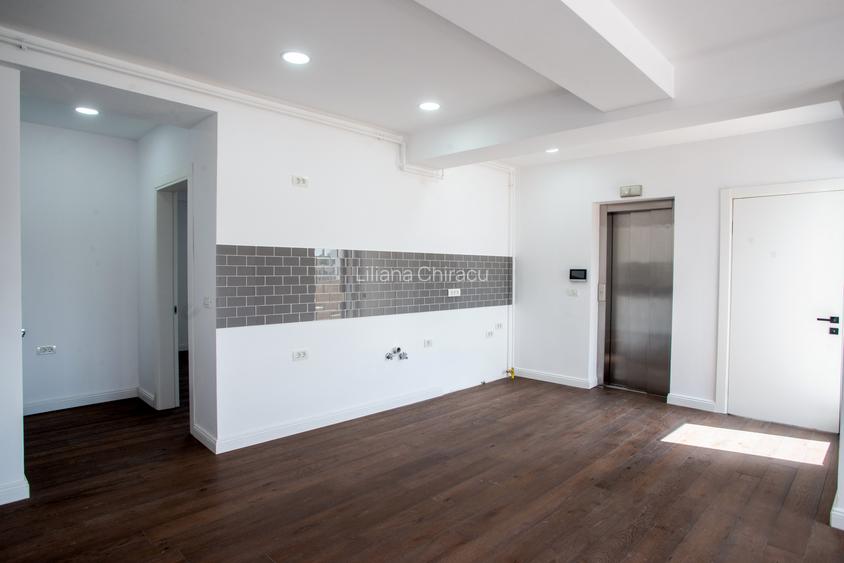 PENTHOUSE Boutique  : Intimitate si Panorama 360 in  Polona - 7