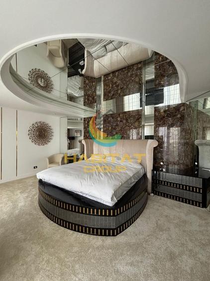 Penthouse Terasă Panoramică, Jacuzzi și Saune | 335 mp |