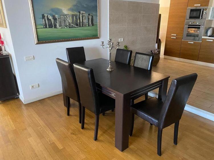 De închiriat: Penthouse duplex la 2 min de metrou Aviatorilor
