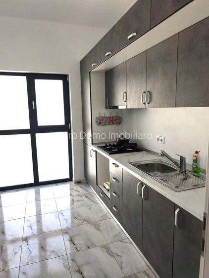 Apartament intabulat, 2 camere decomandate, bloc tip vilă, Sânpetru - 4