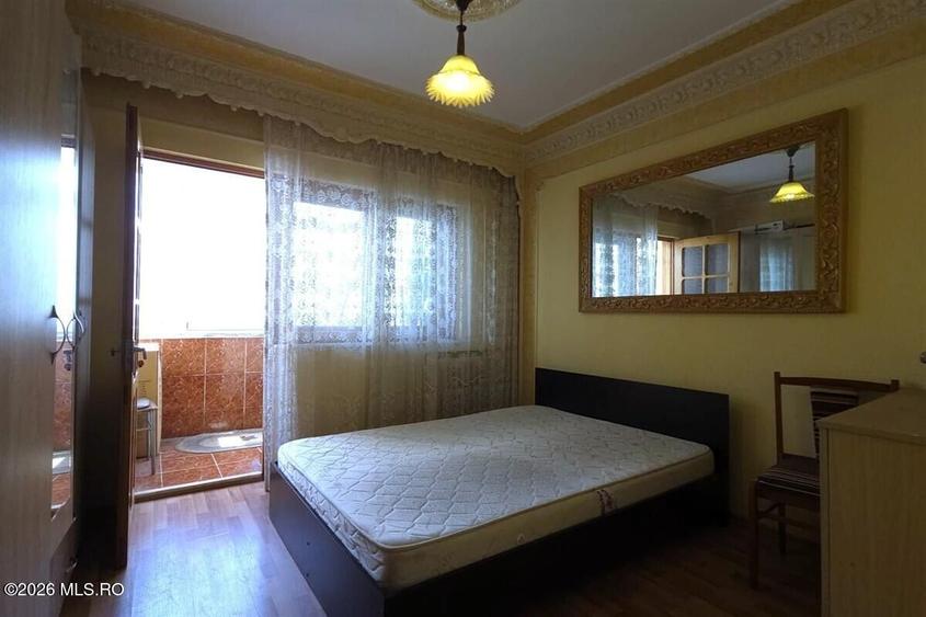 Tomis Nord - Badea Cartan, apartament cu 3 camere, decomandat, etaj 3!