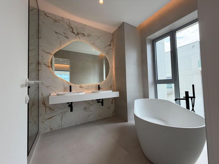 Penthouse Duplex Spectaculos de Închiriat  | Aviatiei Promenada