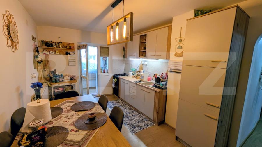 Apartament cu 4 camere, decomandat, Ampoi 3