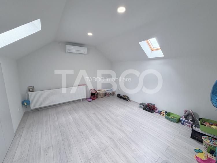 Apartament decomandat 4 camere 110 mp utili parcare privata Sura Mare - 4