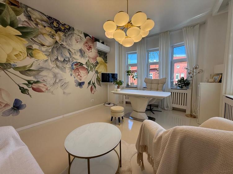 Apartament 4 camere în vilă I Cotroceni I Renovat complet I