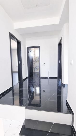 Casa P+1 de vanzare, 5 camere, 3 bai, 460 mp teren, in Lumina