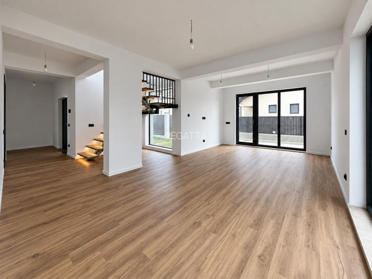 Vila individuala de vanzare 5 camere zona Tunari-Cuza - 6