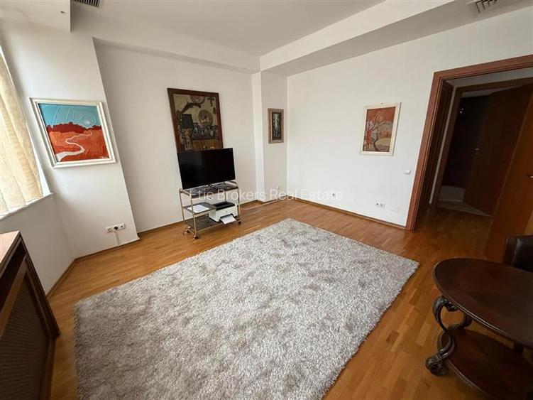 Vanzare apartament 3 camere, Primaverii, loc de parcare subteran - 9