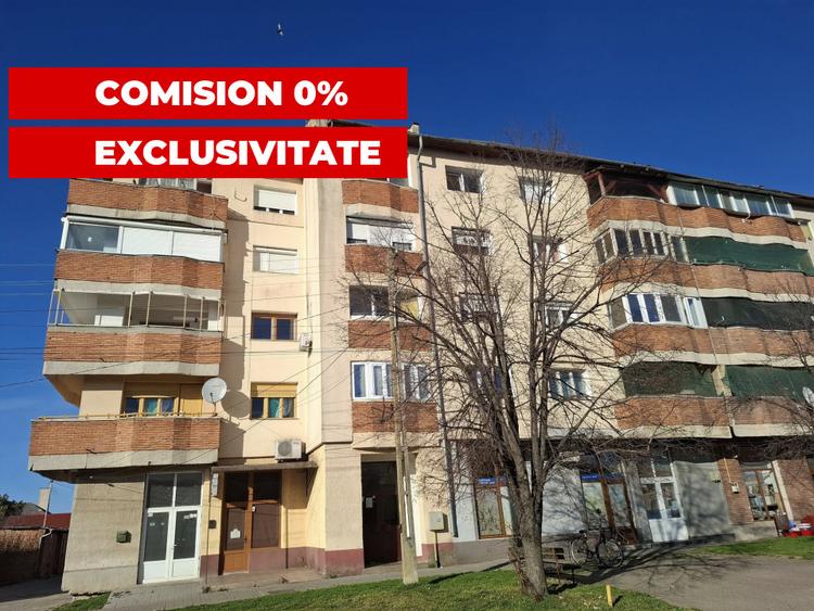 2 apartamente pe acelasi etaj cu garaj  in Nadlac