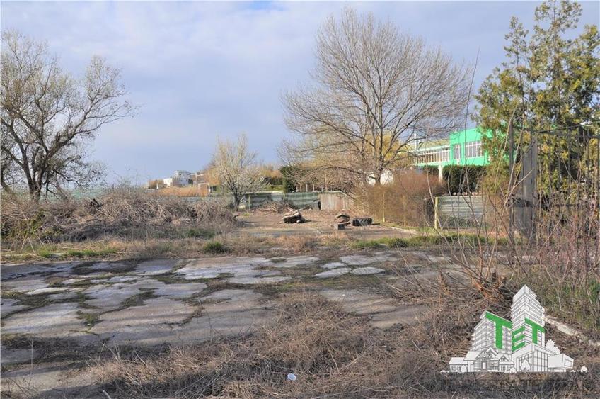 Investite Premium pe Malul Lacului în Mamaia, Constanta - Teren cu Potential Exc