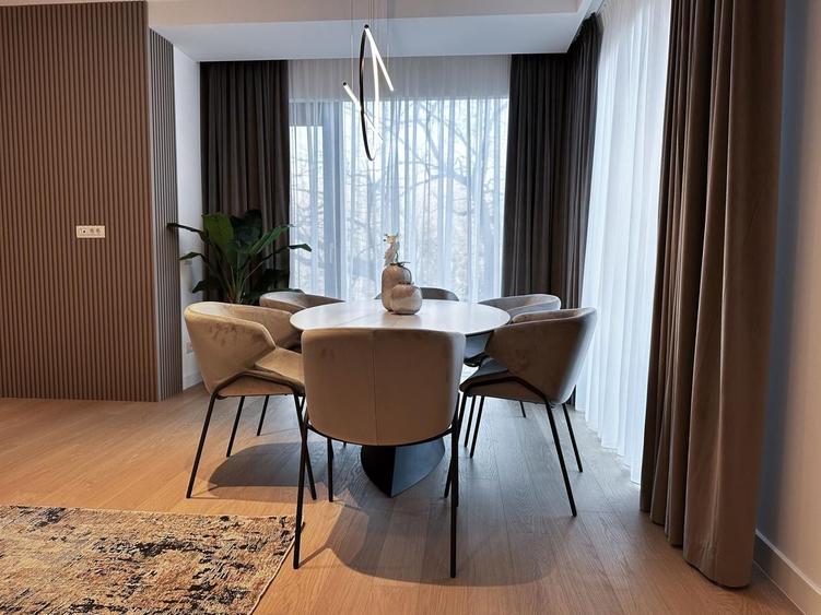 Apartament de lux cu 4 camere de închiriat – Aviatorilor