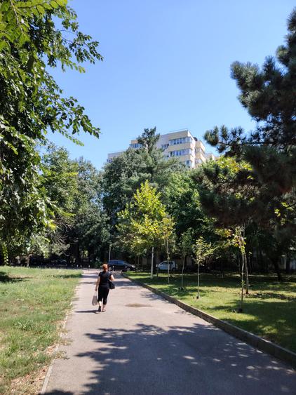 Lacul Tei / Doamna Ghica - 4 camere decomandate. Vedere parc !