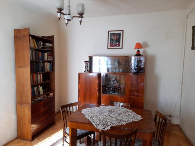 Vand  pe Gh.Doja casa cu 4 camere,917 mp teren