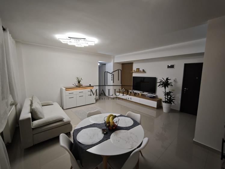 Ap. 3 cam. de vanzare in Gavana Platou-Maluda Imobiliare