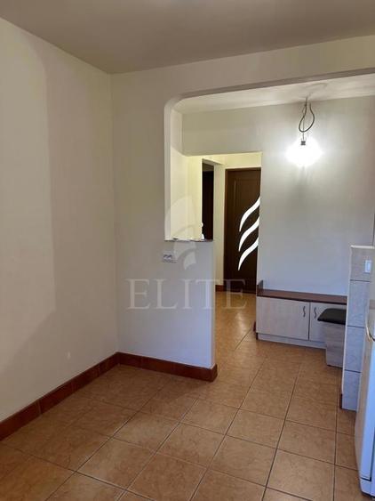Apartament 3 camere în zona BILLA