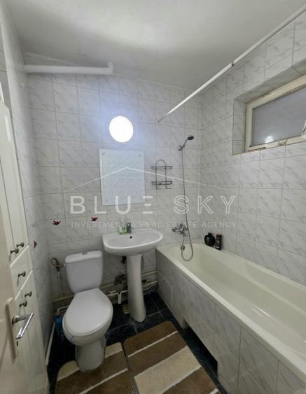 Apartament 5 camere situat in Zona Tomis Nord- Str. Cismelei