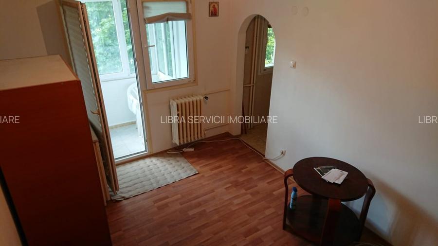 Baneasa, Somesul Rece, langa spitalul  Regina Maria sau restaurantul Capriciossa - 8