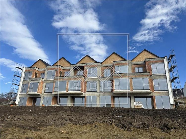 Casa cu 4 camere in Sibiu, 3 bai, 137 mp utili, 2 locuri de parcare