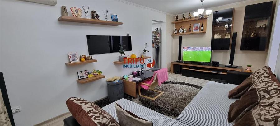 Apartament 3 camere de vanzare Cetate 70 mp mobilat si utilat