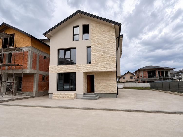 Vilă individuală 235 mp utili | P+1+M | Lângă noua școală și Parcul Ghidigeni