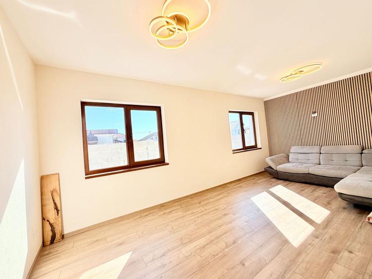 Duplex modern de vânzare în Dumbrăvița – construcție 2026
