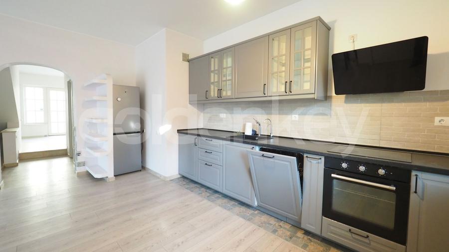 Vila duplex cu 4 dormitoare si 450mp gradina amenajata