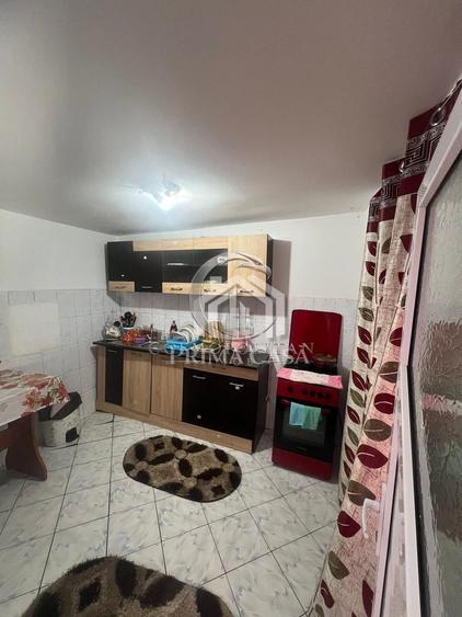 Casa si teren in comuna Mihailesti SC=100mp teren=820mp Pret: 28.000 neg.