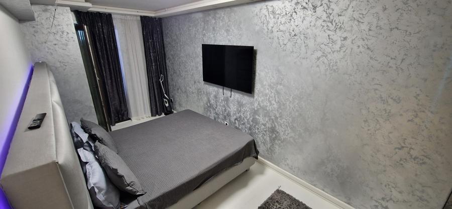 Apartament 2 camere, 47 mp cu terasa de 60 mp, zona George Enescu