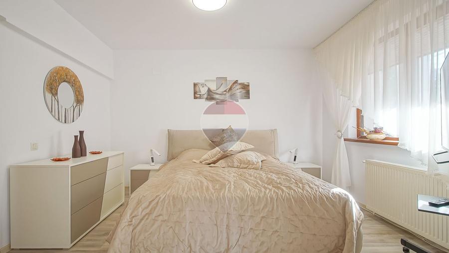 Apartament 4 camere Predeal | 125 mp + terasă 30 mp |Vedere la pădure