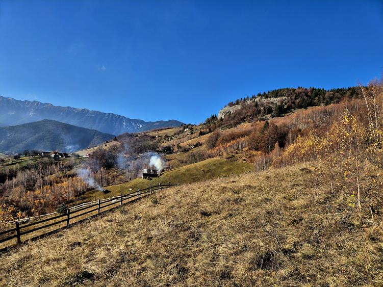 Teren de vânzare în sat Măgura/ Brasov– loc pentru familie, liniște și suflet