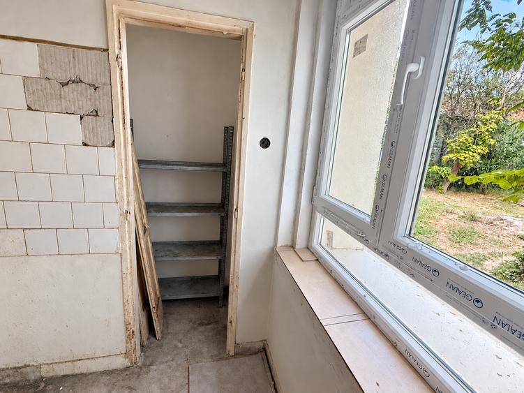 Ceaikovski | 63 mp + balcon | Parter inalt | Reabilitat termic