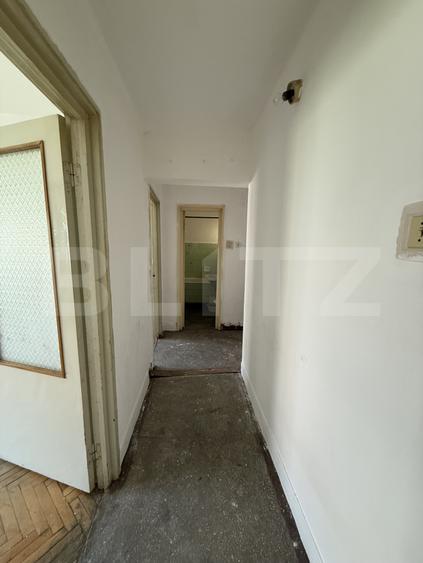Apartament 3 camere, 67 mp, zona Micro 16