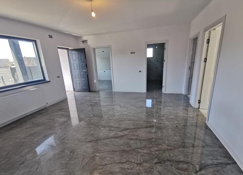 CASA 3 CAMERE | VALU LUI TRAIAN | 100 MPC