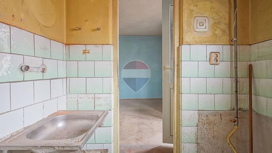Garsoniera Centrul Civic, bloc apartamente + garaj propriu 15mp