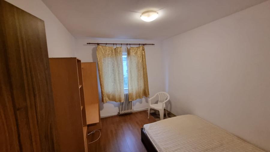 Ap 3 camere, decomandat, 70 mp, Nicolina, Prima statie - Puffy Pizza, Cod 163177