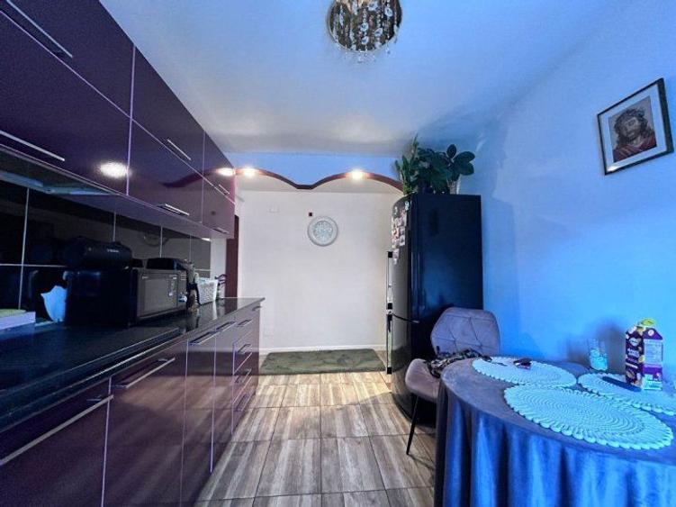 APARTAMENT 2 CAMERE SEMIDECOMANDAT LUX ZONA KM 4-5
